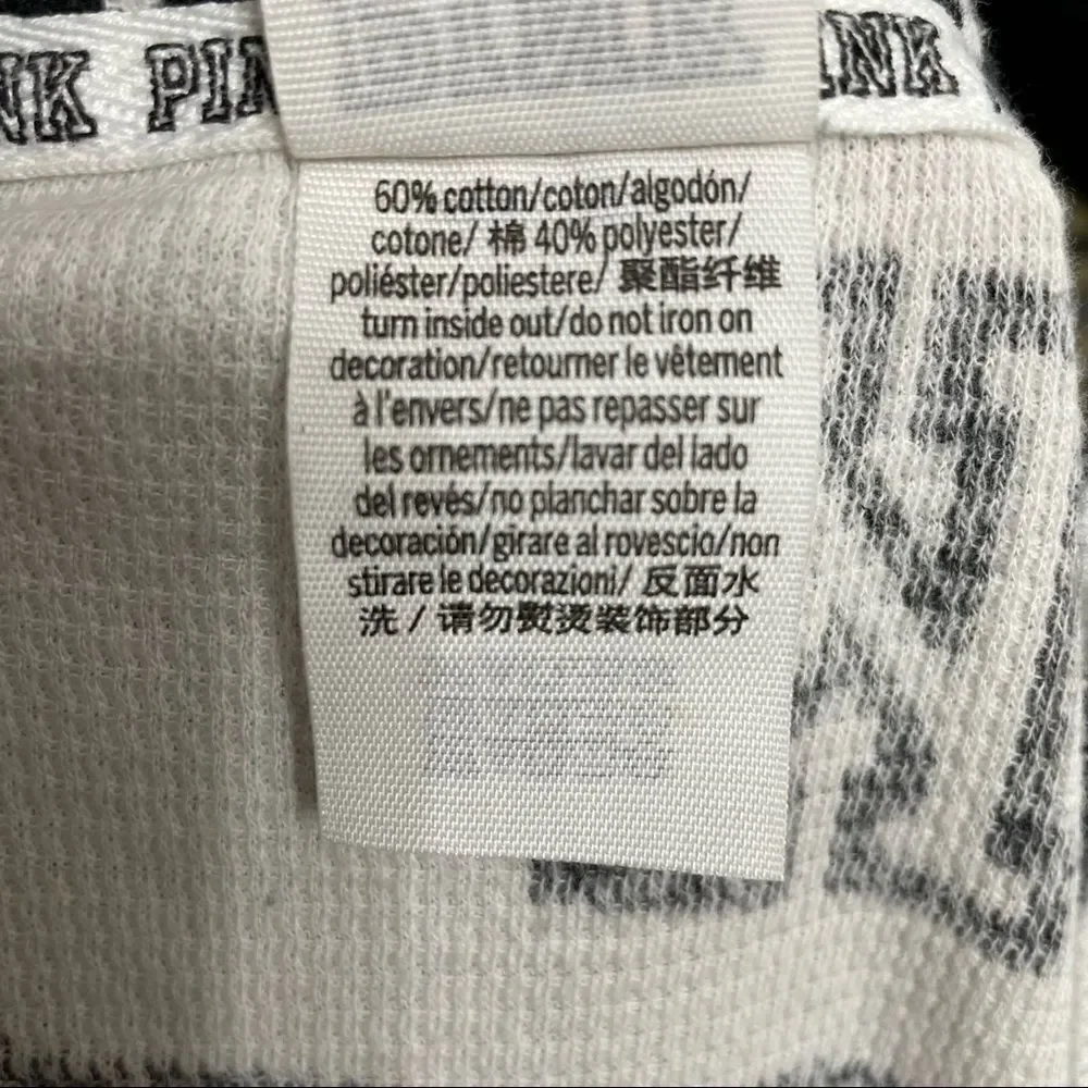 Victorias Secret PINK Thermal Sleep Pajama Top Black White Snowflake Lounge Med